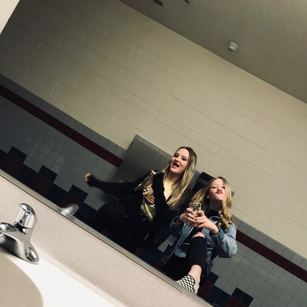 Meet your Posher, Reaagan